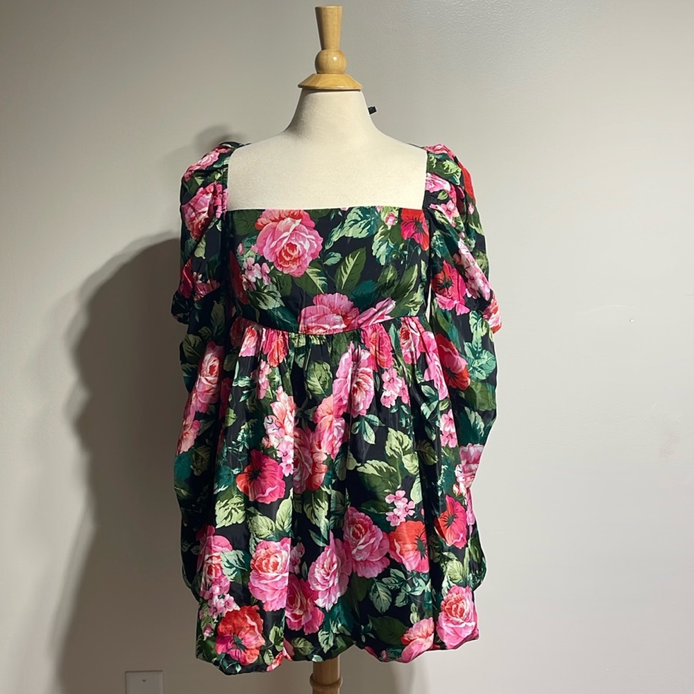 Buddy Love Floral Bubble Dress - Size M - NWOT - Taffeta/Polyester Blend